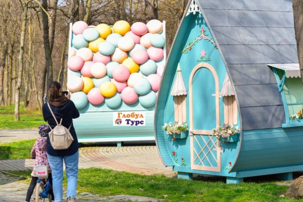 КРАЙОВА - ВЕЛИКДЕНСКИ ПАНАИР И ЛАЛЕТАТА