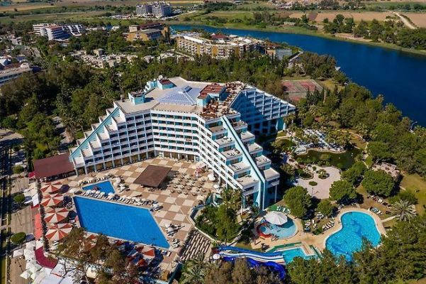 MEGASARAY RESORT SIDE